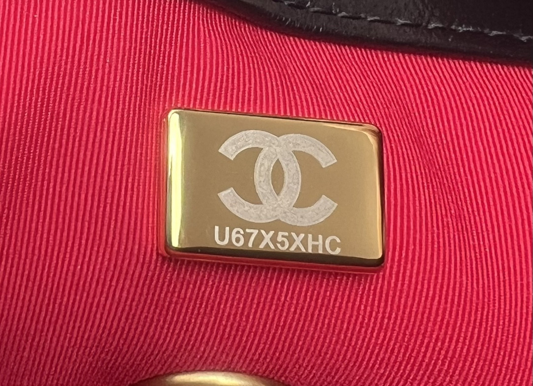 Chanel FLAP HANDBAG CF 21x14x6cm