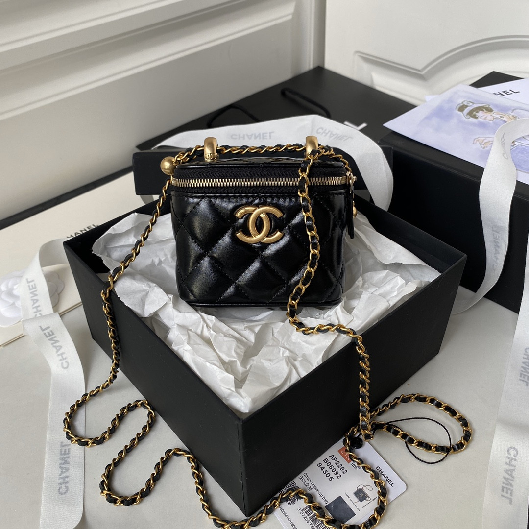Chanel Mini box Bag 11x8.5x7cm