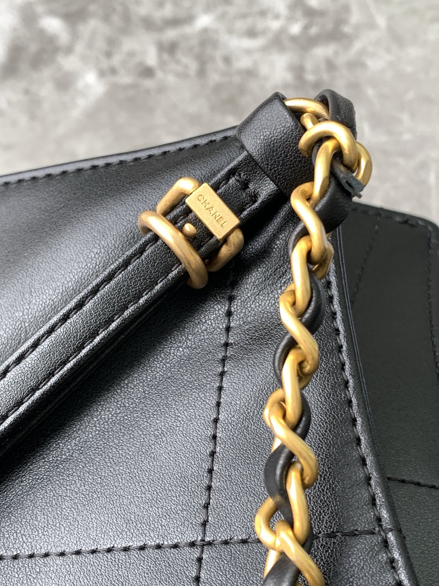 Chanel Maxi Shopping Bag AS5463 36 x 59 x 13cm