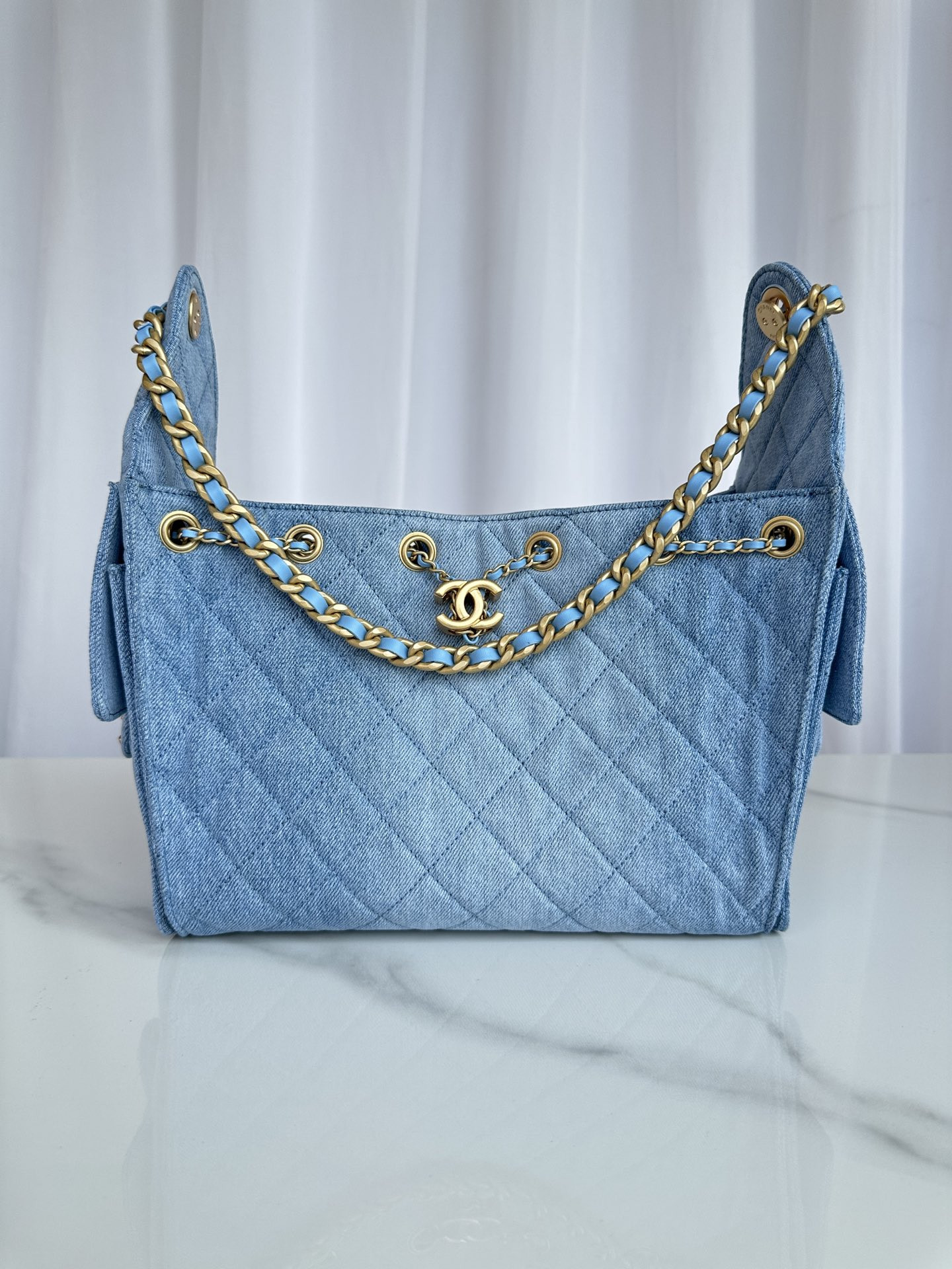 CHANEL 25 small Bucket Hobo handbag AS5293 30x26x14cm