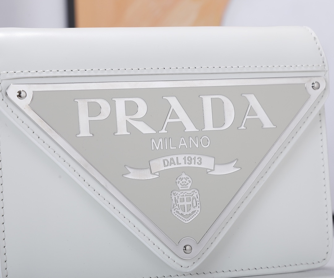 Prada White Brushed Leather Shoulder Bag 17x 9.5x3.5cm