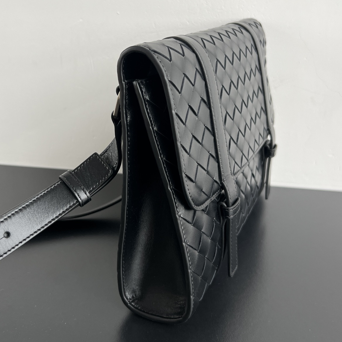 Bottega Veneta Piccolo 30x21x6.6cm