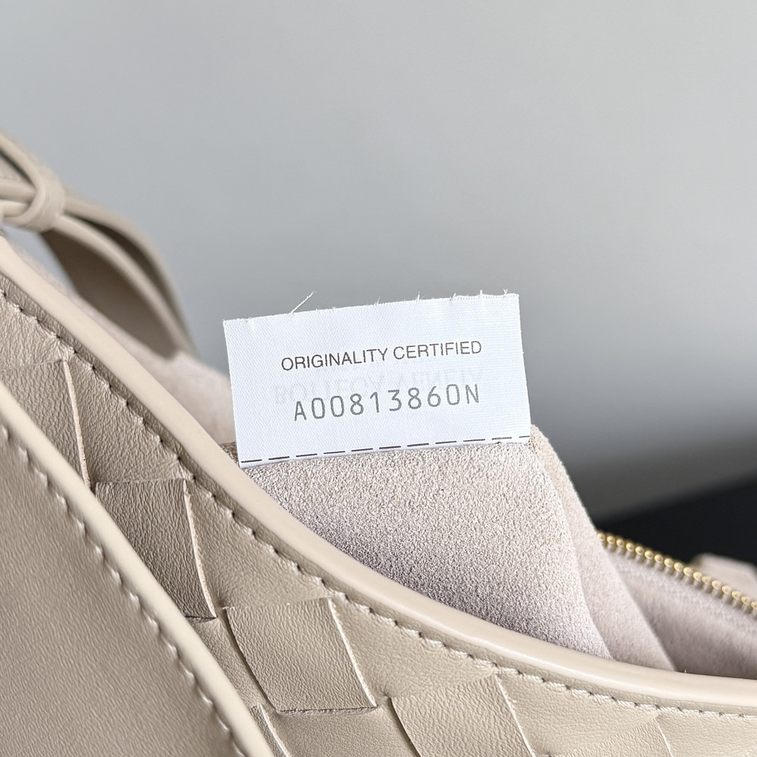 Bottega Veneta Medium Ciao Ciao 34x26x15cm