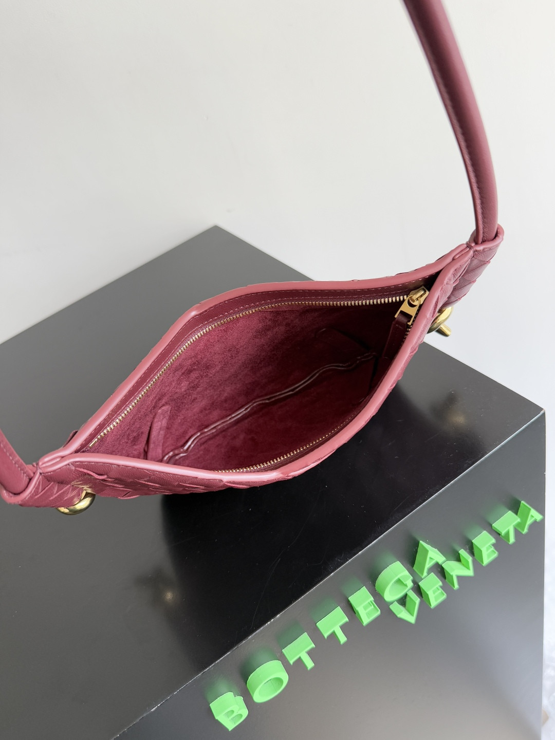 Bottega Veneta Mini Baby Solstice 18x28x5cm