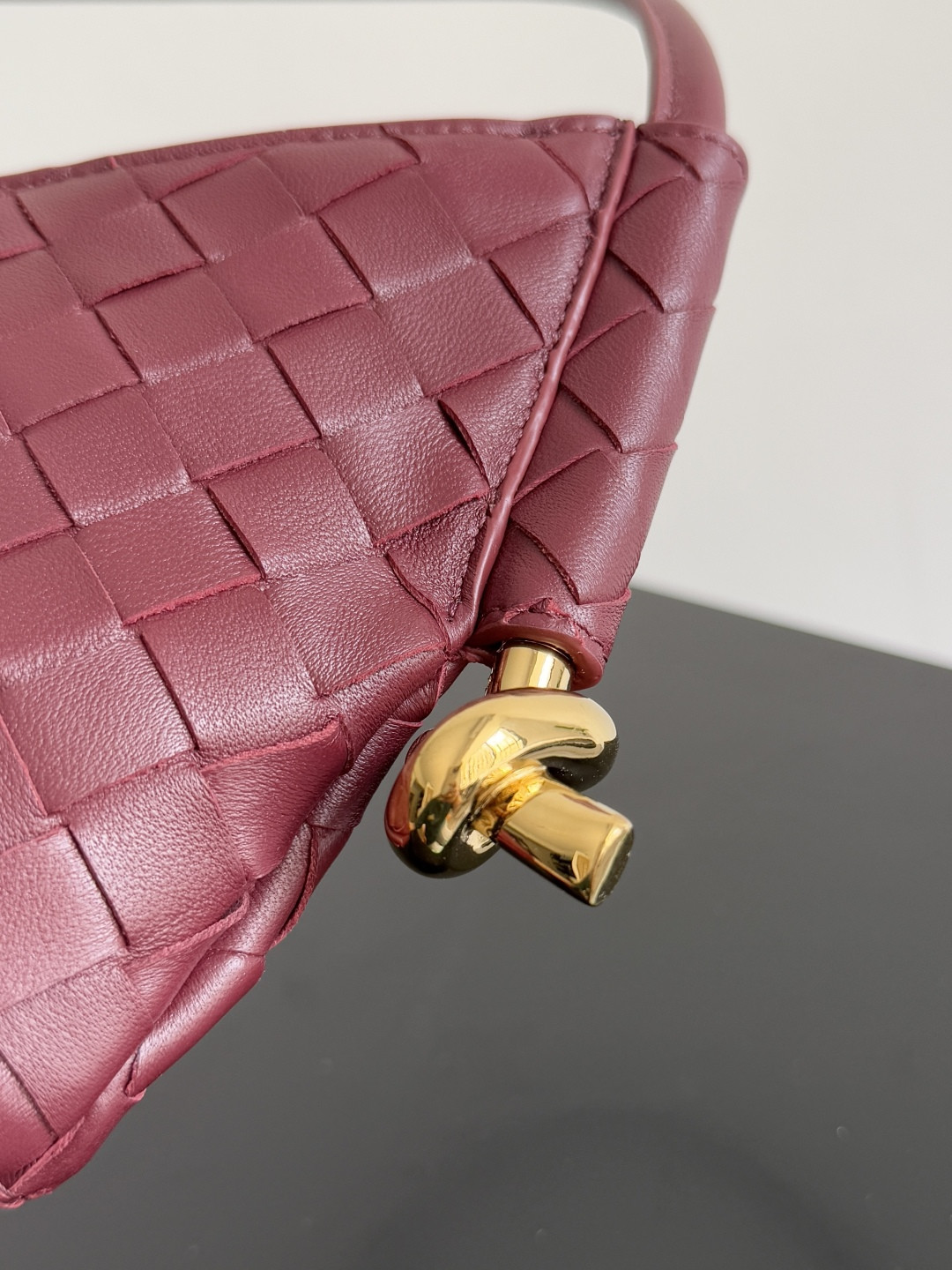 Bottega Veneta Mini Baby Solstice 18x28x5cm