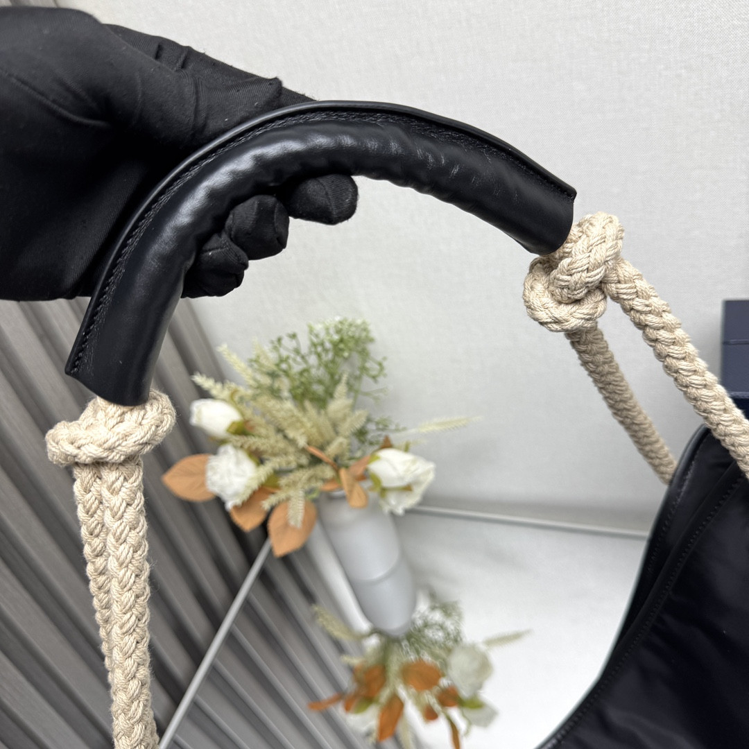 Prada Mariner Large Re-Nylon Shoulder Bag 48x39x14cm