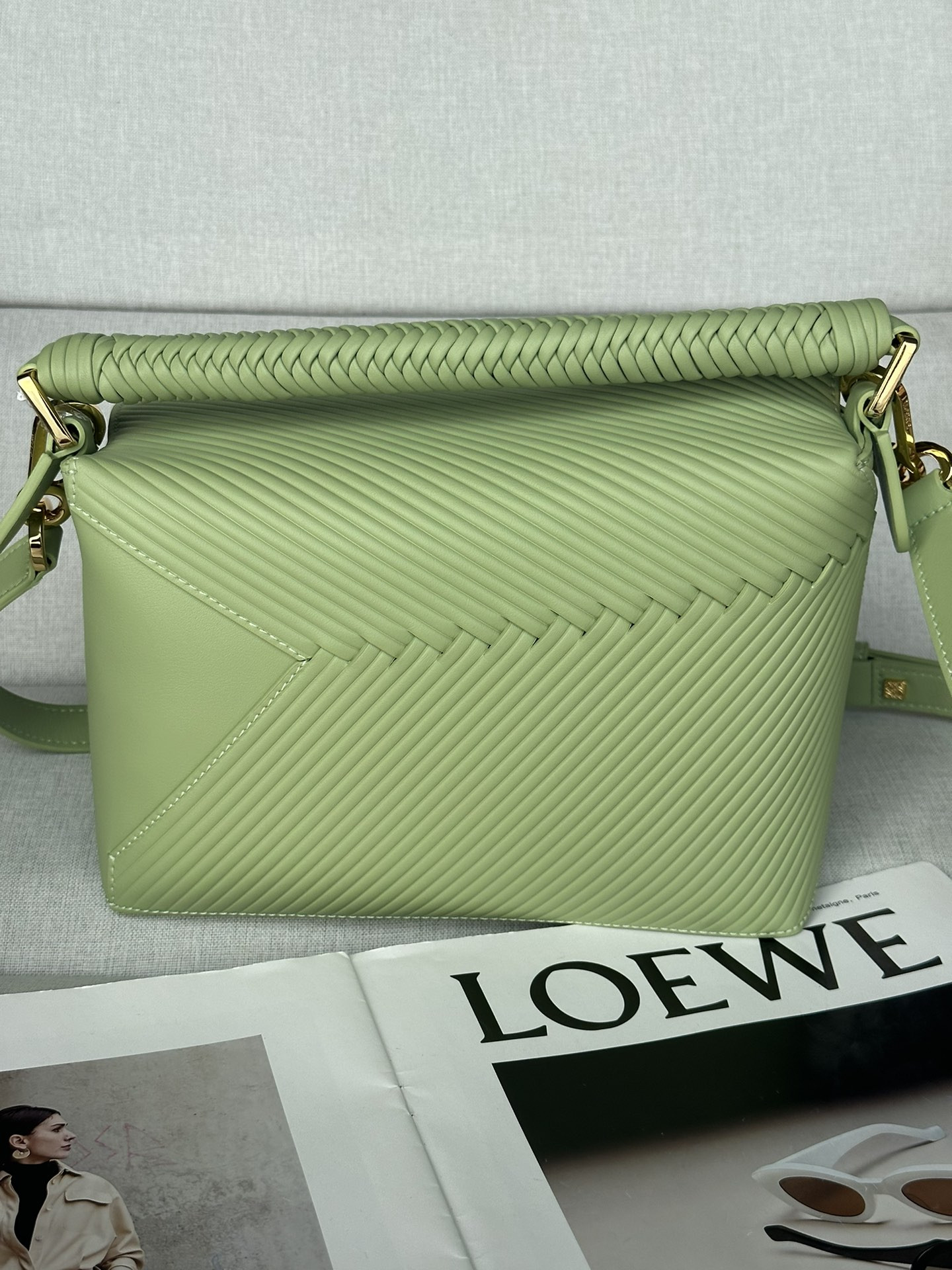 LOEWE Small Puzzle bag in calfskin 24x10.5x16.5cm