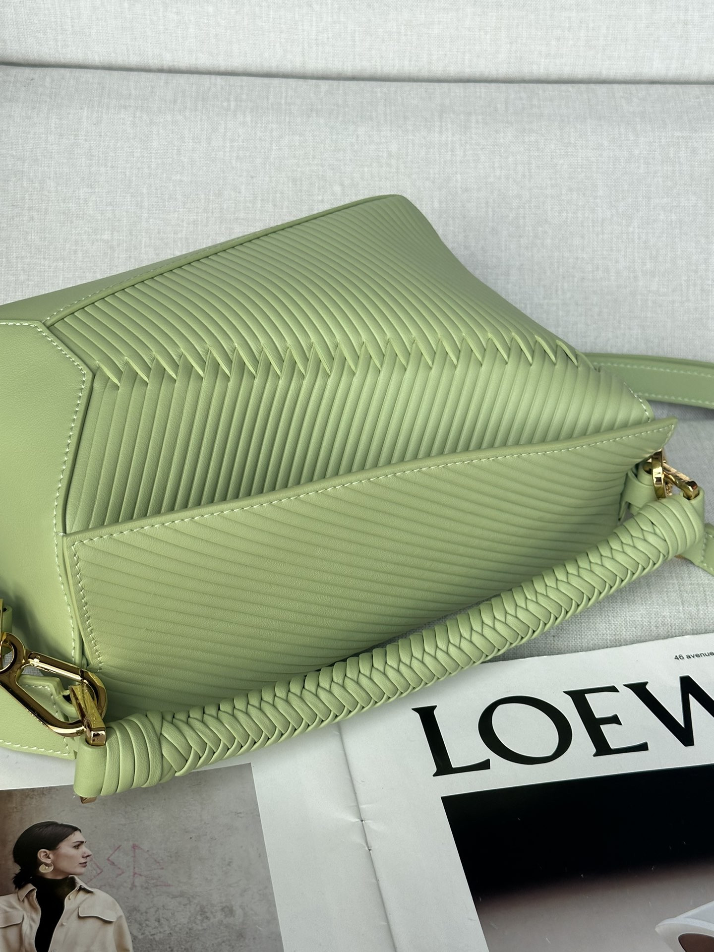 LOEWE Small Puzzle bag in calfskin 24x10.5x16.5cm