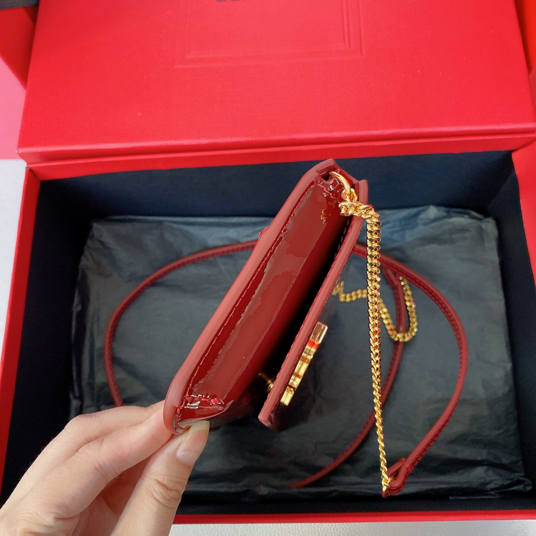 YSL Monogram phone holder with strap (patent leather) 18 x 11 x 2.5 CM