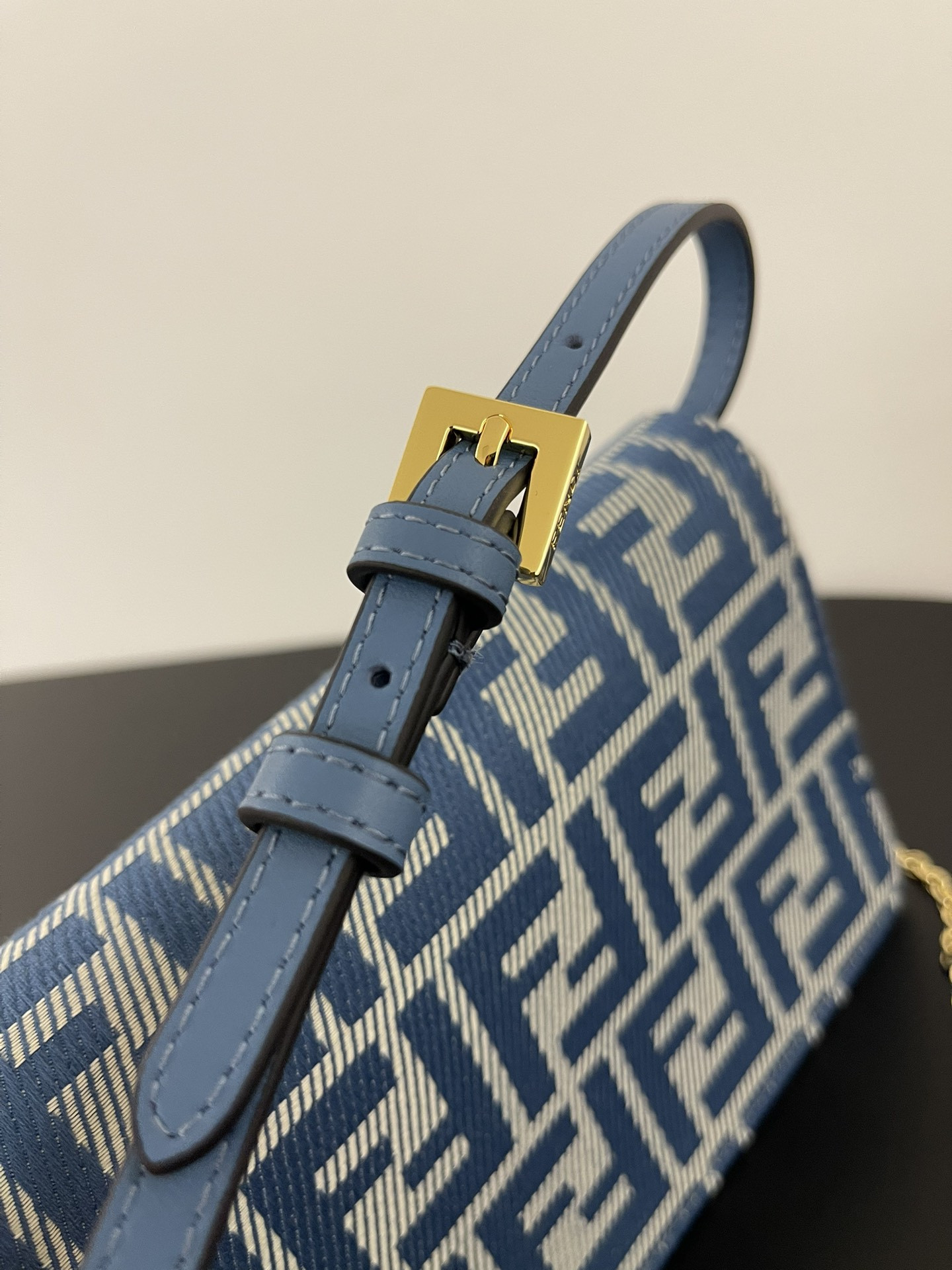 Fendi baguette Blue denim effect FF jacquard bag 15x6x27 cm