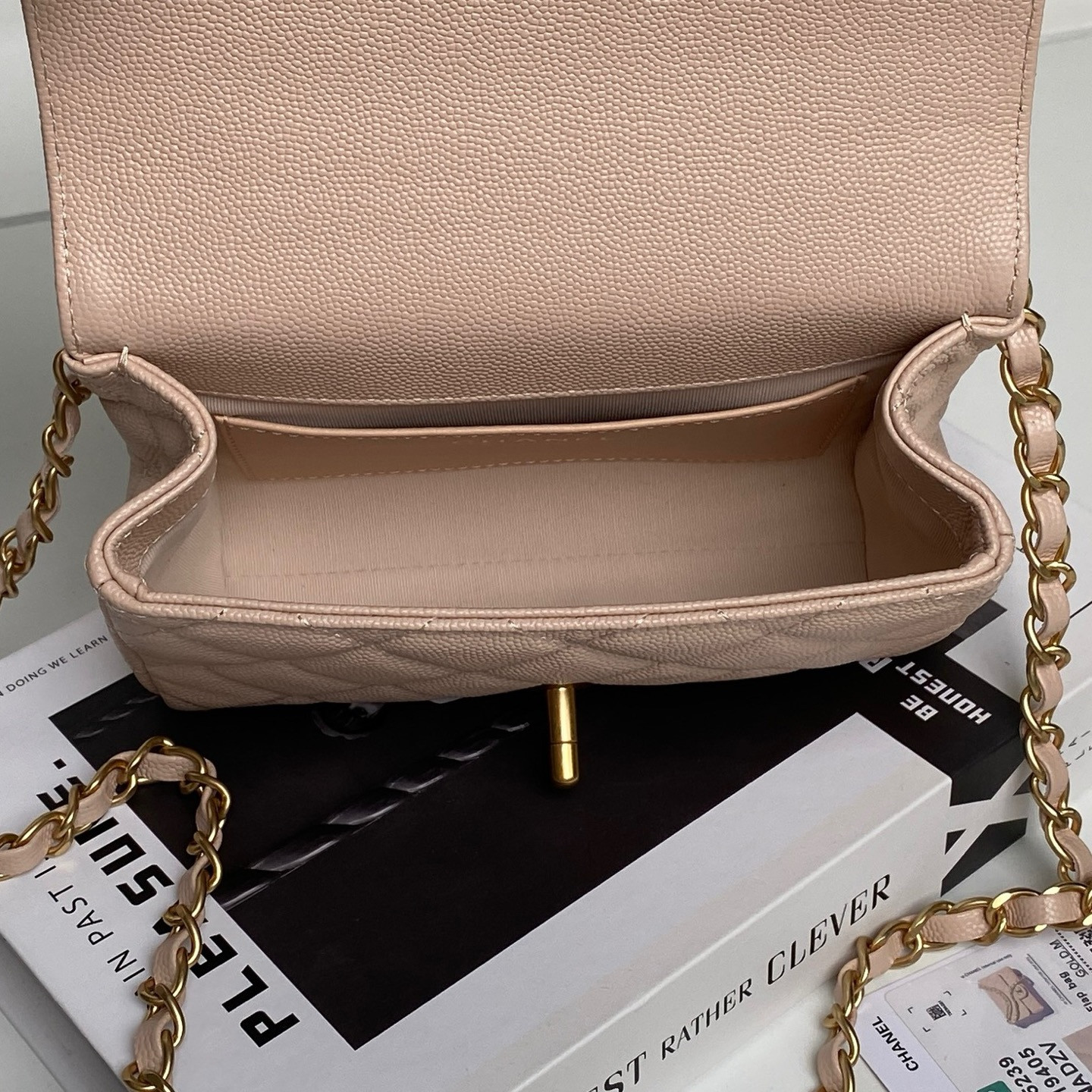 Chanel Flap Handbag AS5239 18×13×5.5cm