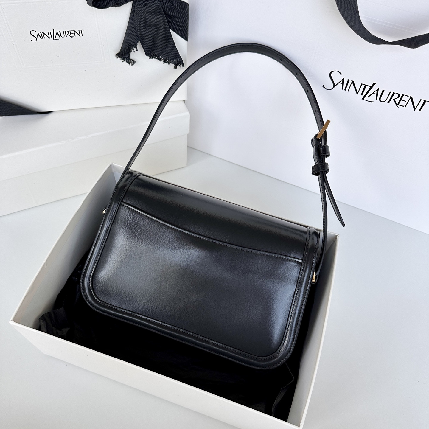 YSL Solferino Medium 24.5 x 15 x 8.5 CM