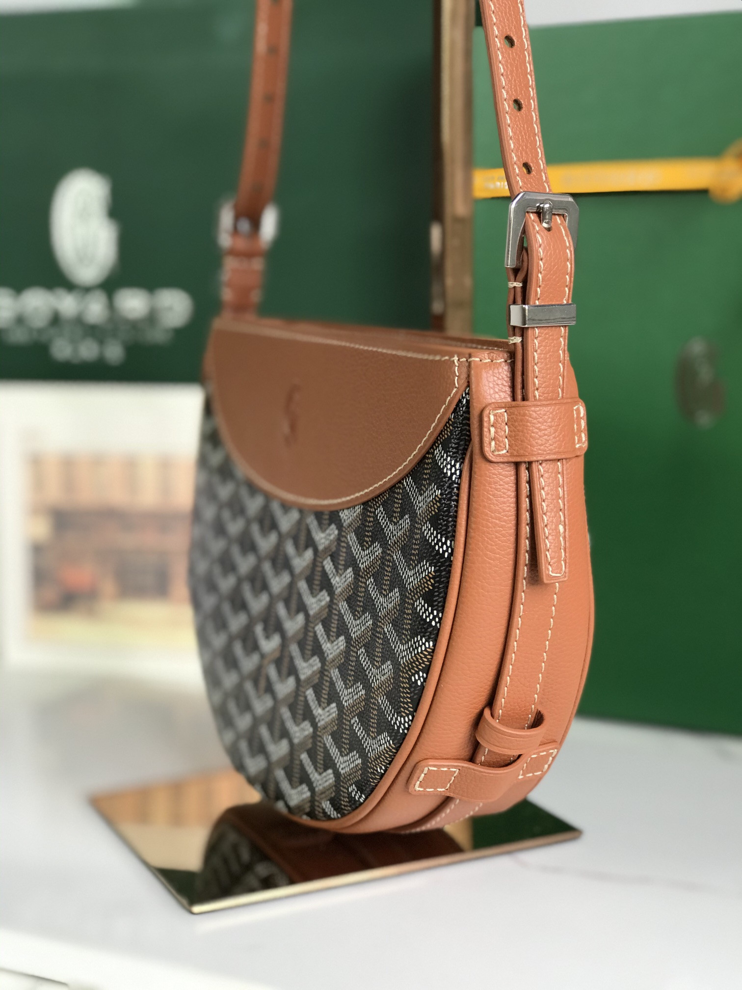 Goyard Hirondelle Bag 25x6x17cm