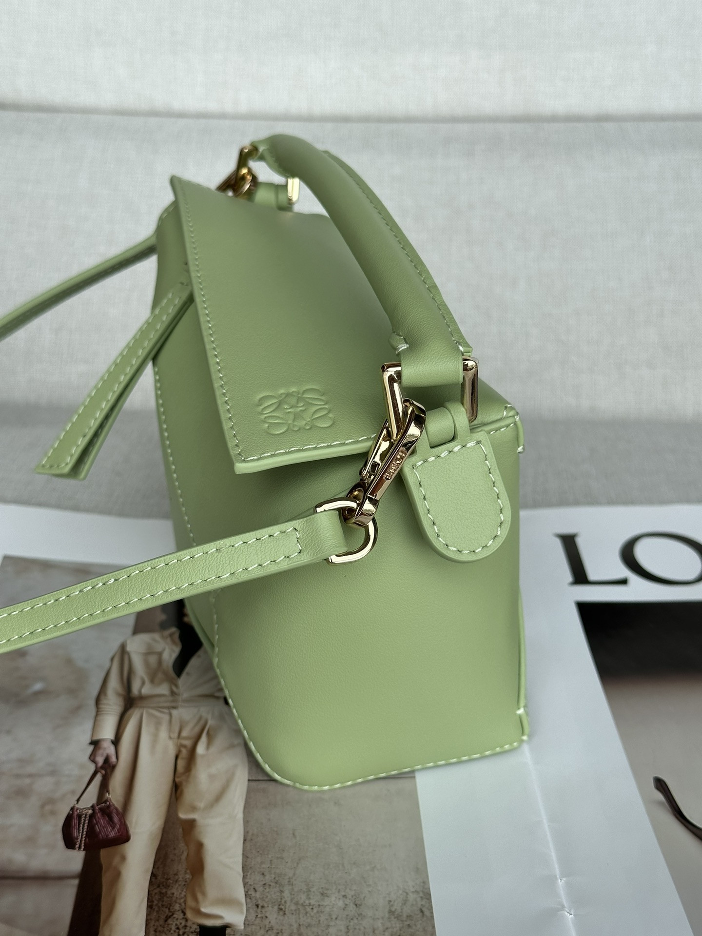 Loewe Mini Classic Puzzle Bag in Calfskin 18x12.5x8cm