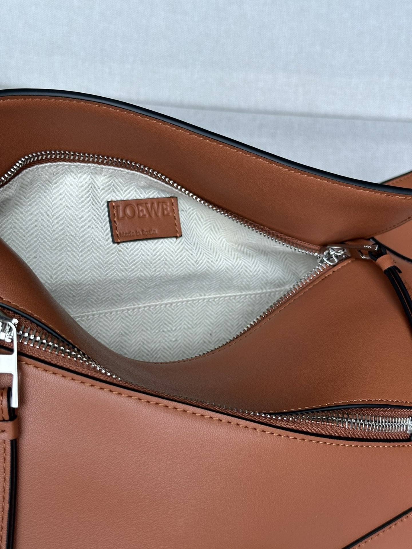 Loewe Small Puzzle bumbag in classic calfskin 24x10.5x16cm