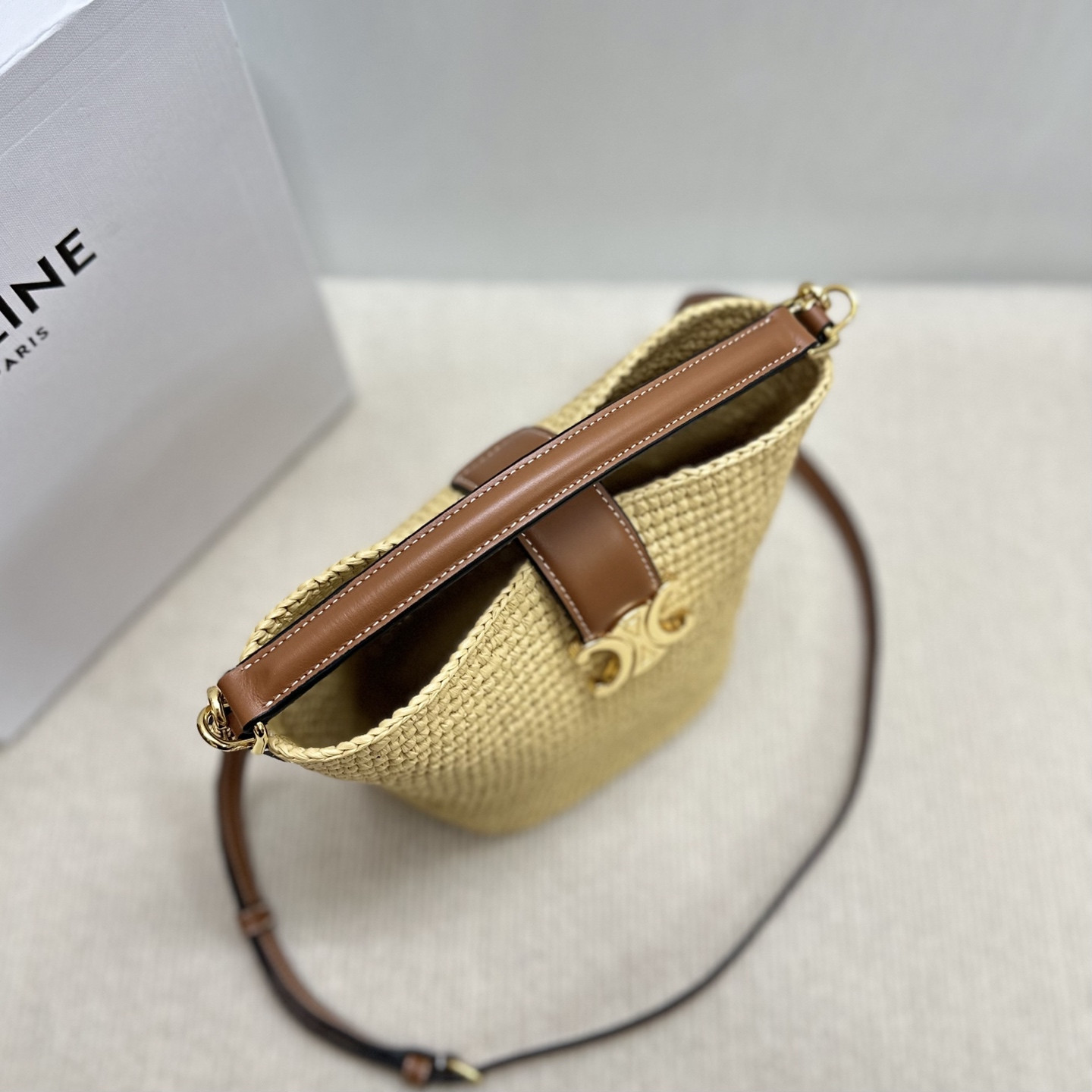 Celine MINI BUCKET LOUISE IN RAFFIA 13.5x16x10cm