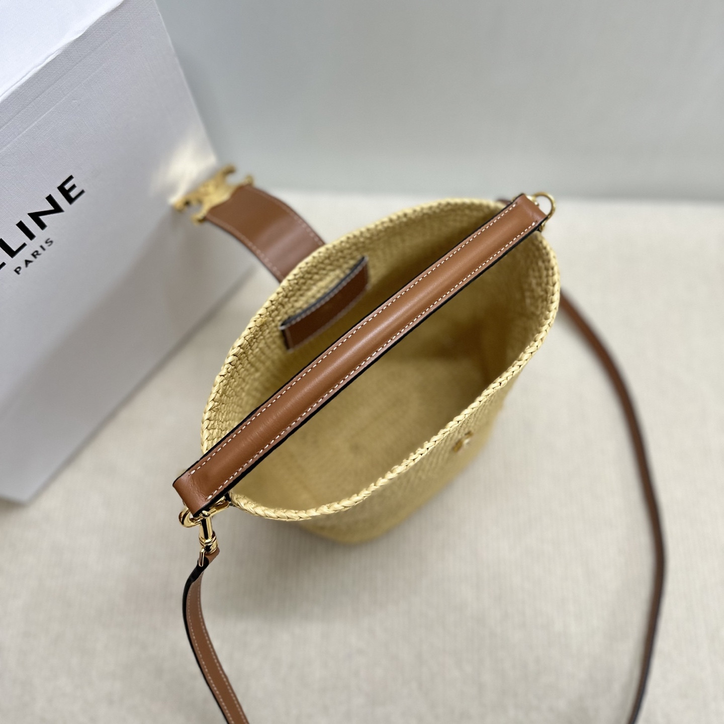 Celine MINI BUCKET LOUISE IN RAFFIA 13.5x16x10cm