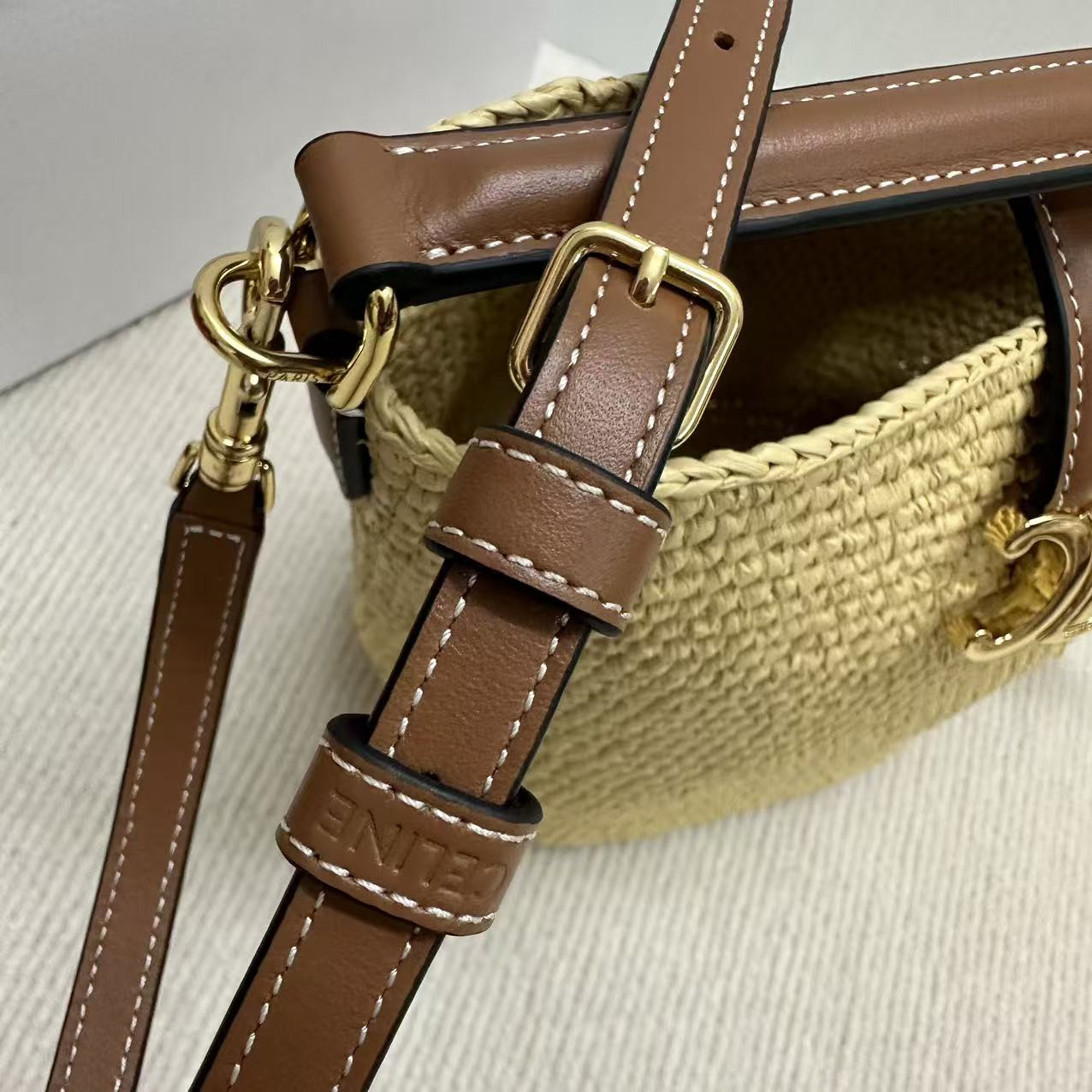 Celine MINI BUCKET LOUISE IN RAFFIA 13.5x16x10cm