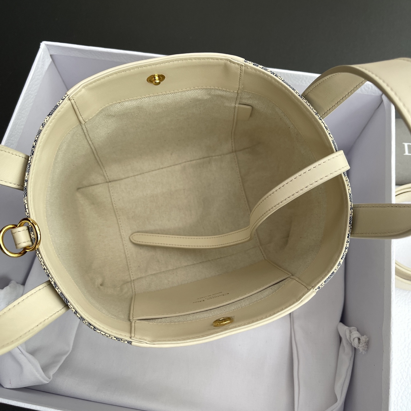 Dior Small Signature Bucket Bag 21x19x11cm