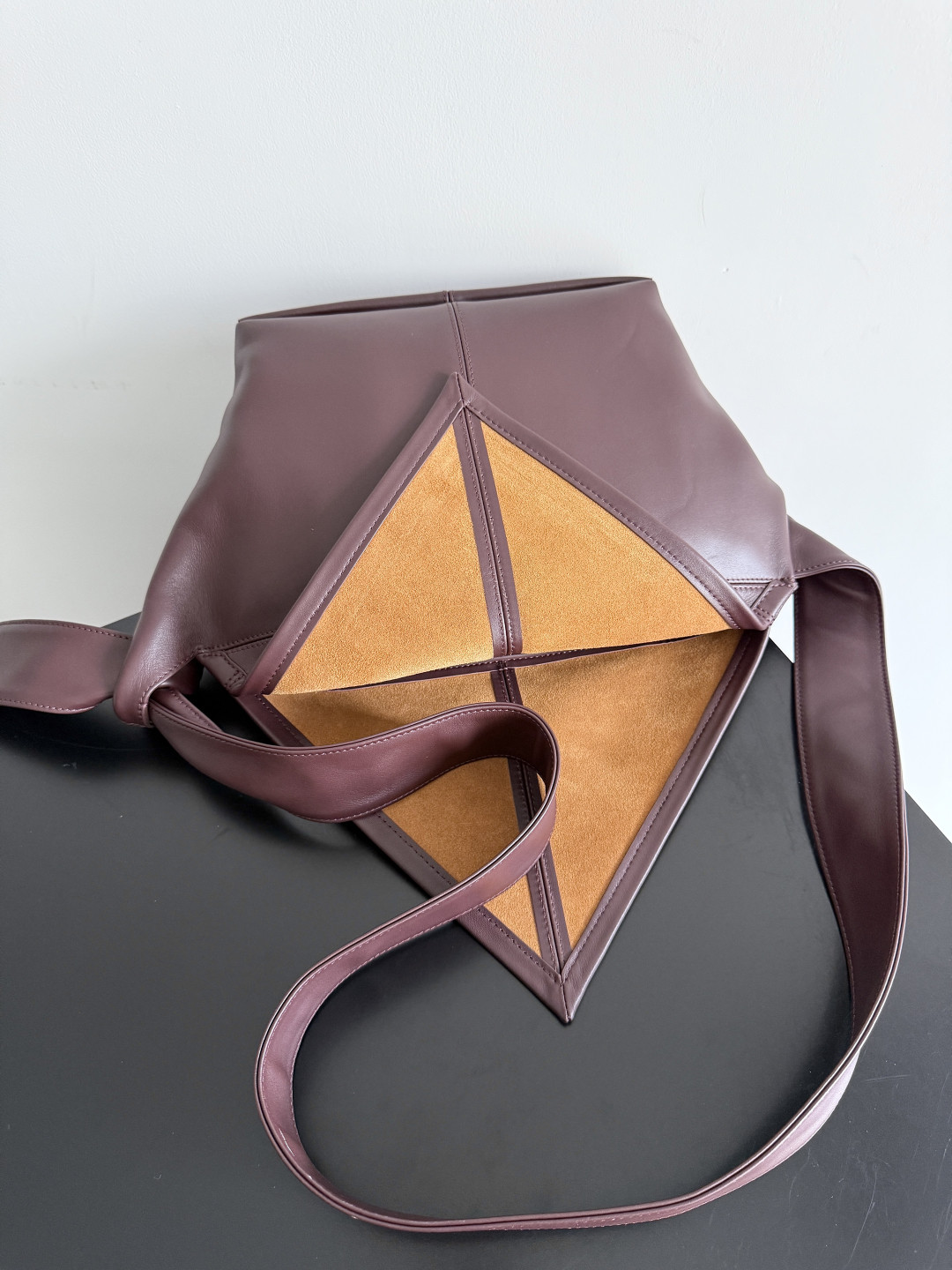 Bottega Veneta Small Sawyer 25x17x12cm