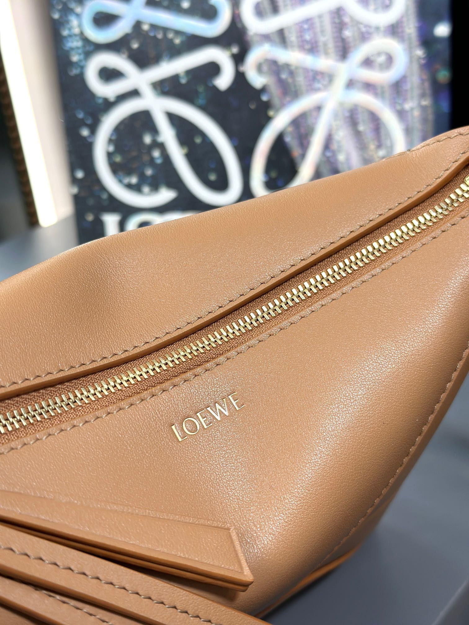 Loewe Puzzle Fold pouch in shiny nappa calfskin 15.5x23x6.5cm