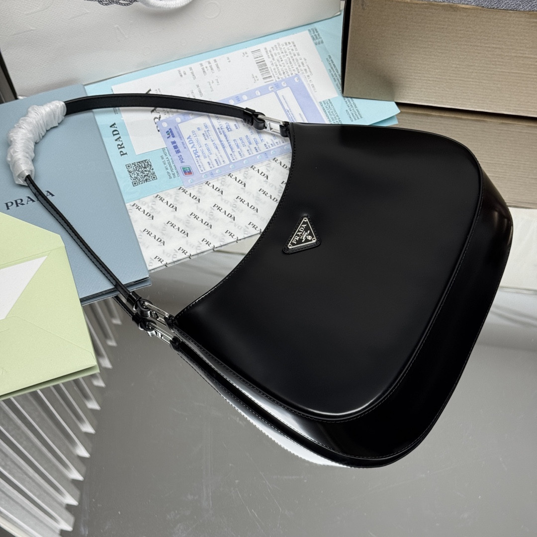 Prada Cleo brushed leather shoulder bag 22x27x6cm