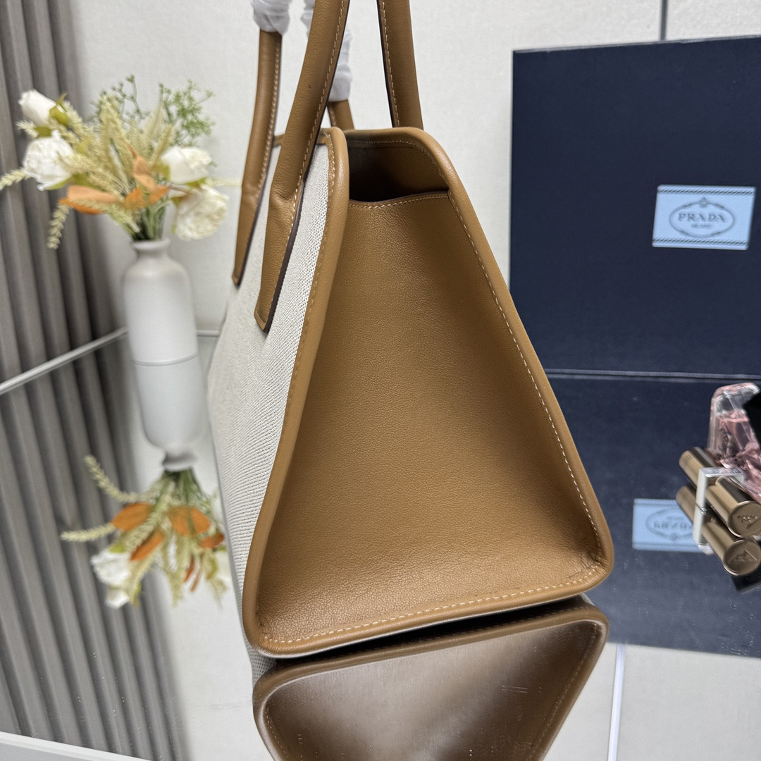 Prada Medium linen blend and leather tote bag 22.5x35x18cm