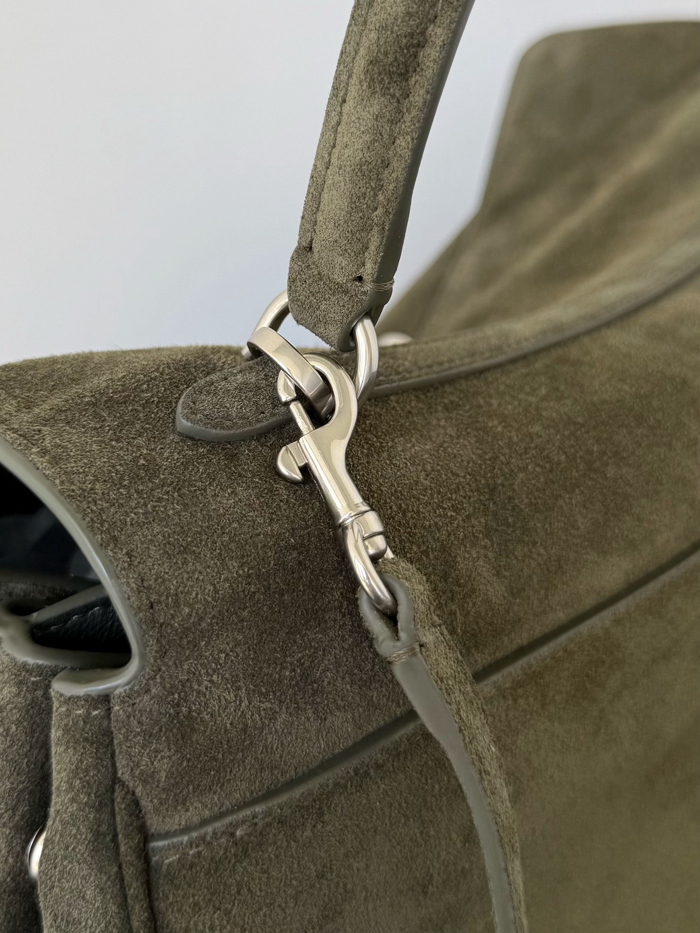 Balenciaga Rodeo Large 39.8x29.9x12.9cm