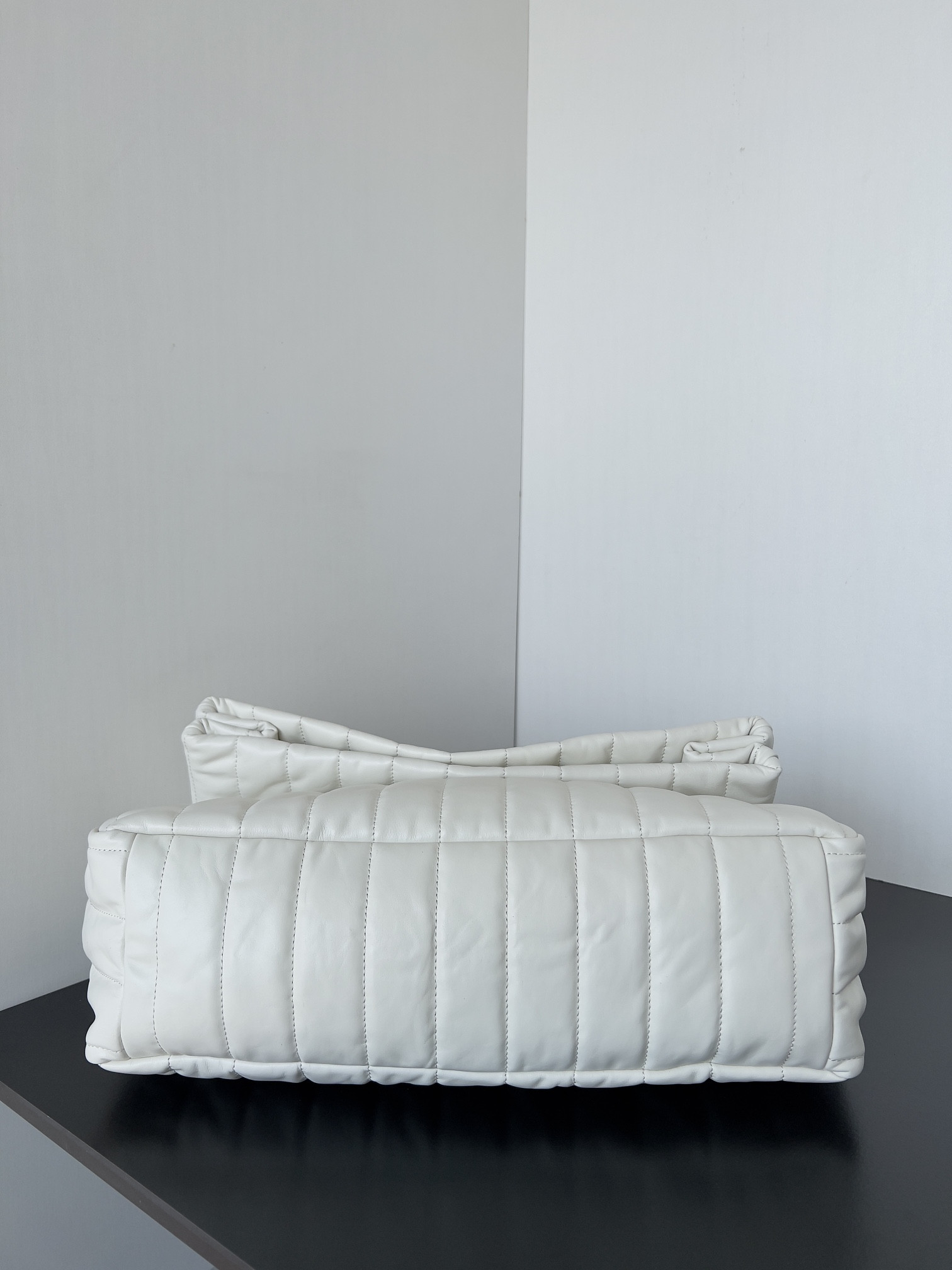 Balenciaga Monaco Chain Bag Medium 32.5x22x9.9cm