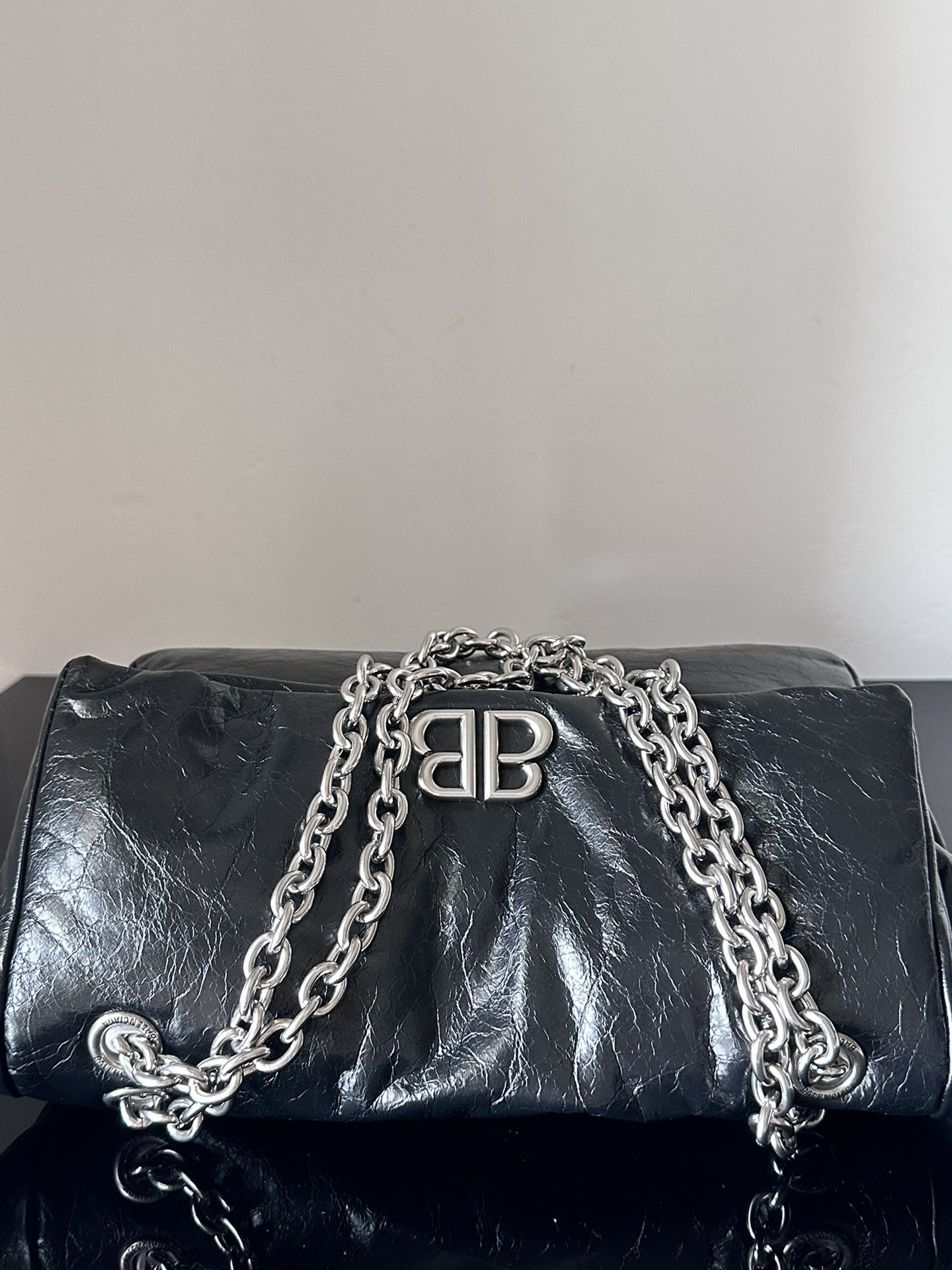 Balenciaga Monaco Chain Bag Small 27.9x18x9.9cm