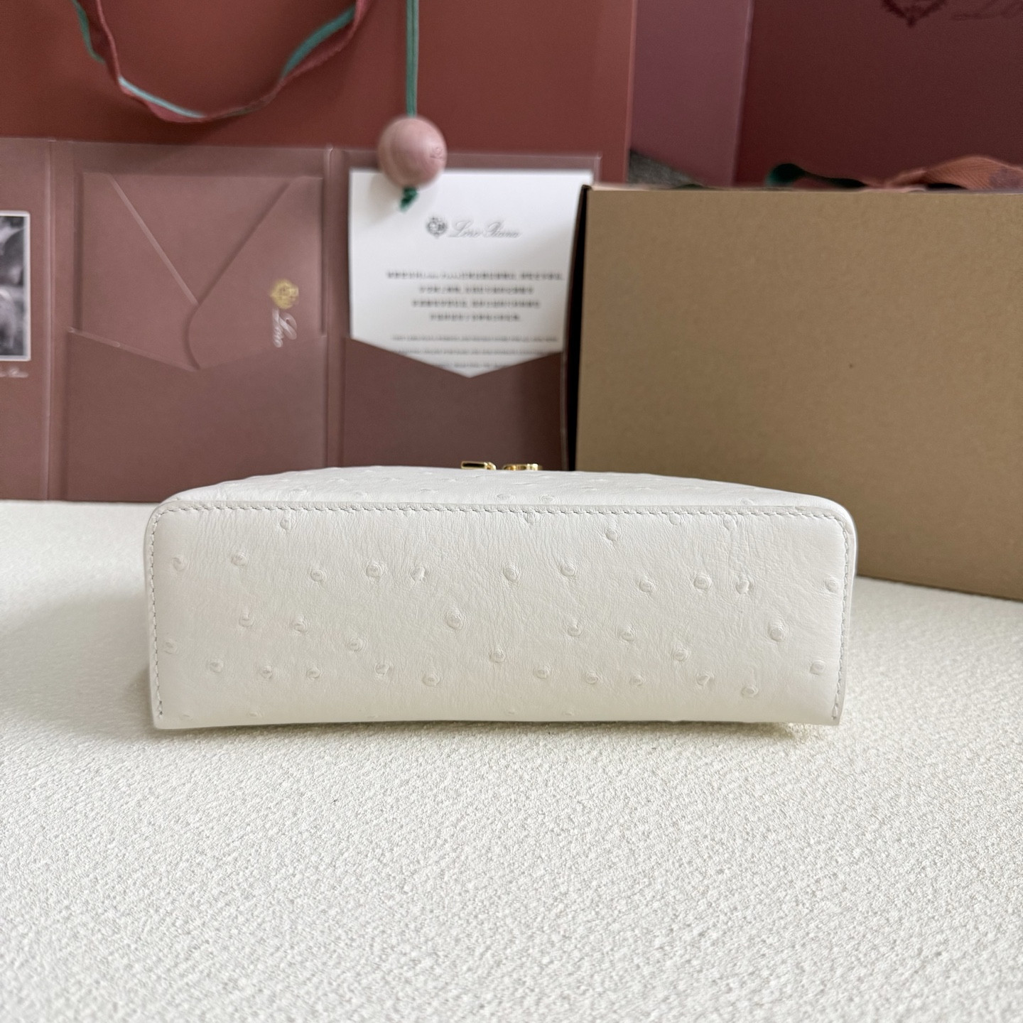 Loro Piana Extra Pocket L19 Ostrich-grained Leather 11 x 19 x 6.5 cm