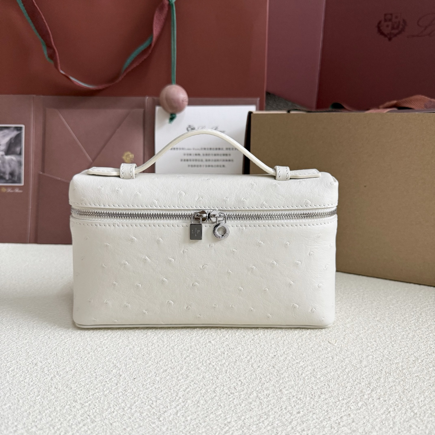 Loro Piana Extra Pocket L19 Ostrich-grained Leather 11 x 19 x 6.5 cm