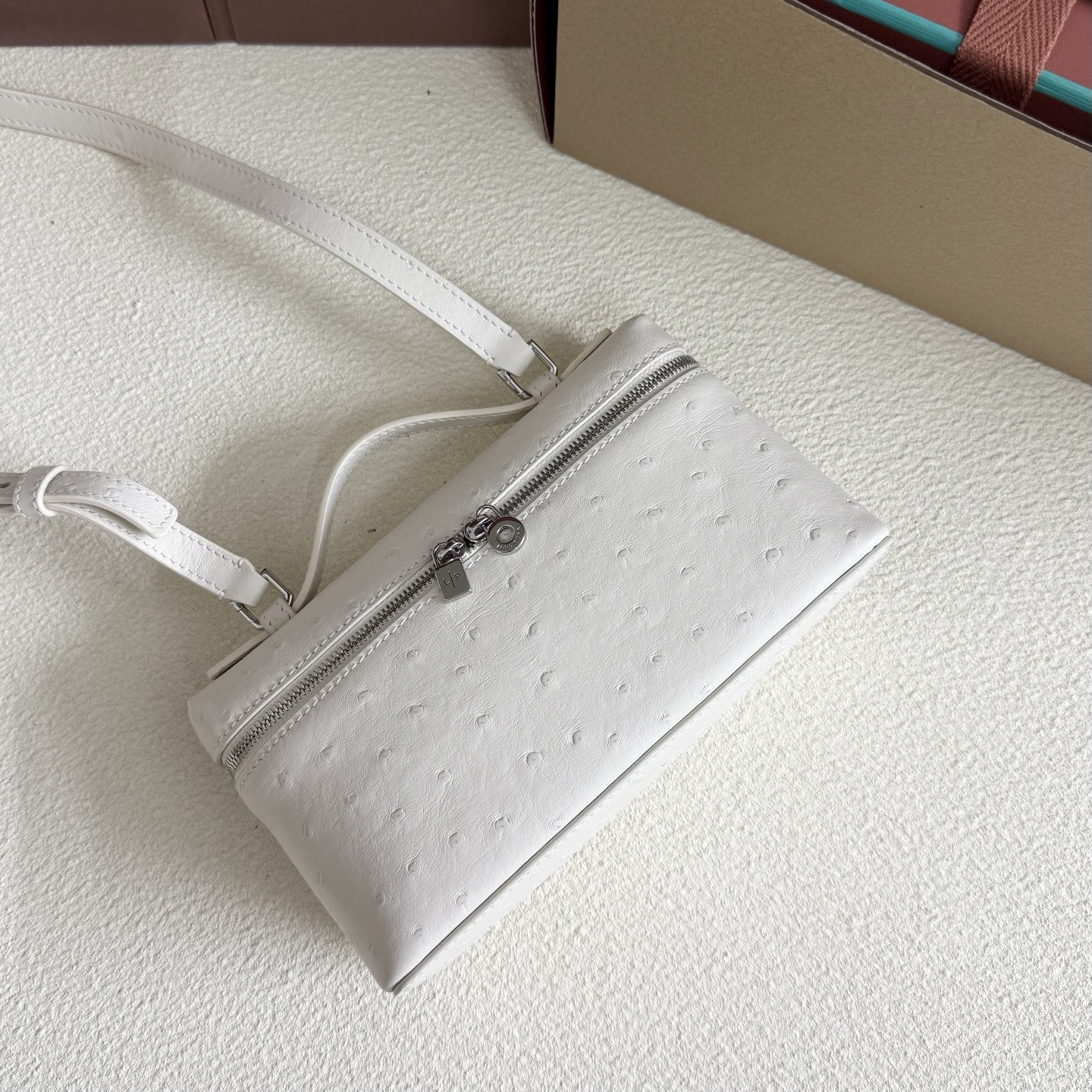 Loro Piana Extra Pocket L19 Ostrich-grained Leather 11 x 19 x 6.5 cm