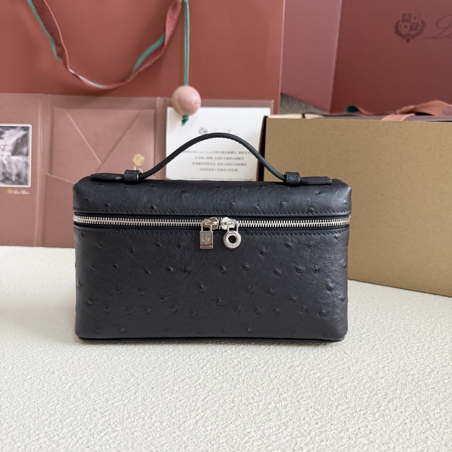 Loro Piana Extra Pocket L19 Ostrich-grained Leather 11 x 19 x 6.5 cm