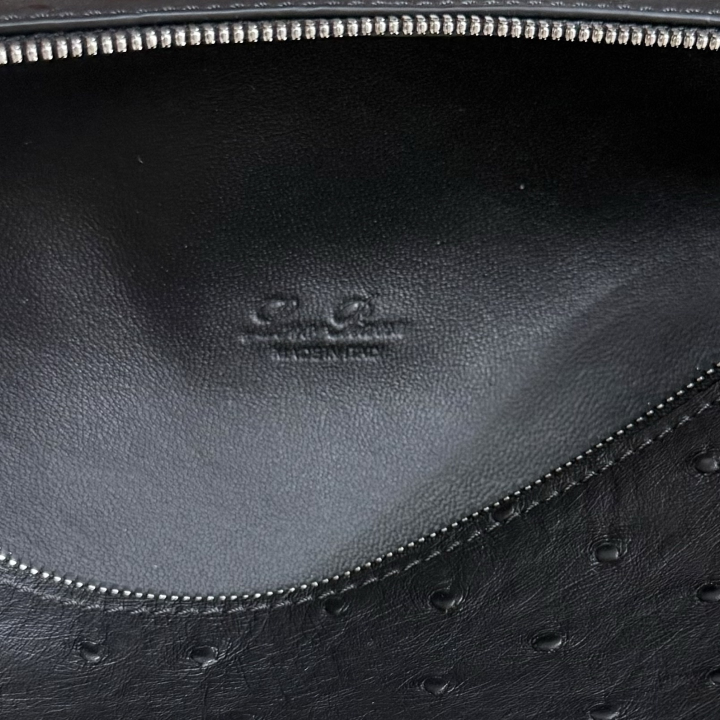 Loro Piana Extra Pocket L19 Ostrich-grained Leather 11 x 19 x 6.5 cm