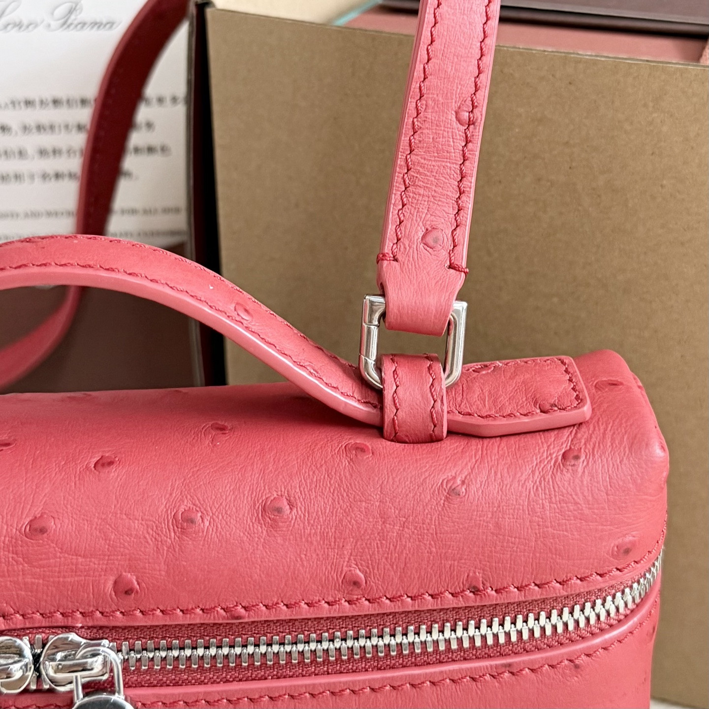 Loro Piana Extra Pocket L19 Ostrich-grained Leather 11 x 19 x 6.5 cm