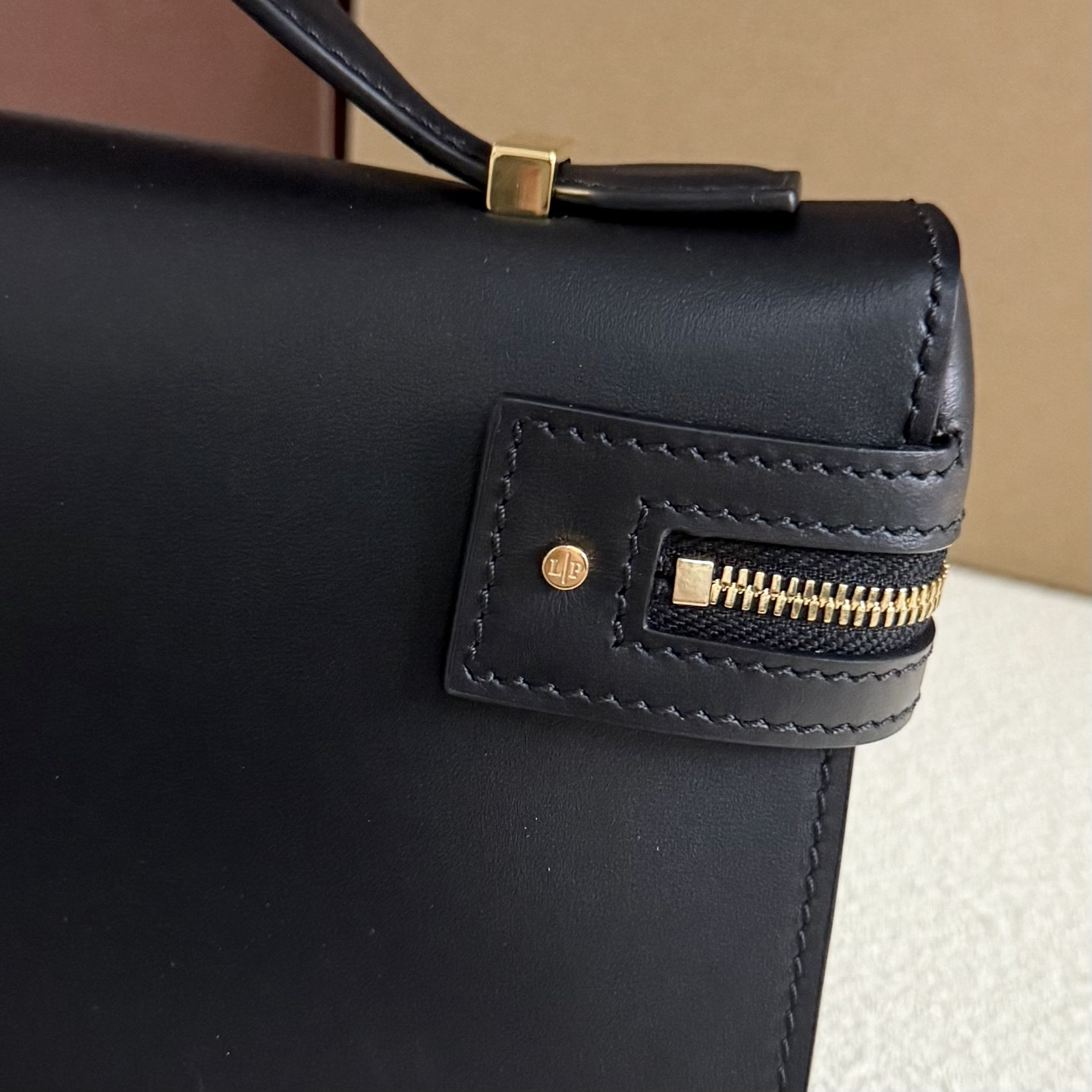 Loro Piana Extra Clutch L29 29x14x3cm