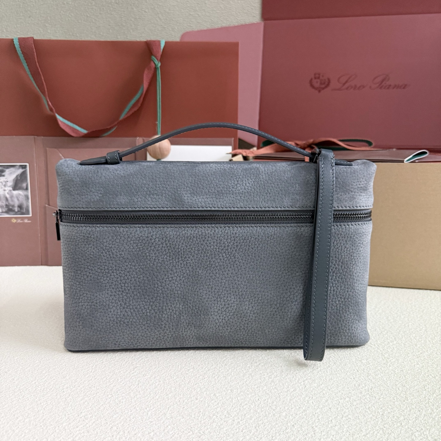 Loro Piana Extra pouch L29 29x18x5cm