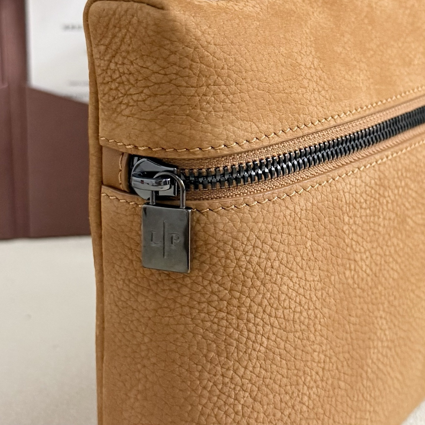 Loro Piana Extra pouch L29 29x18x5cm