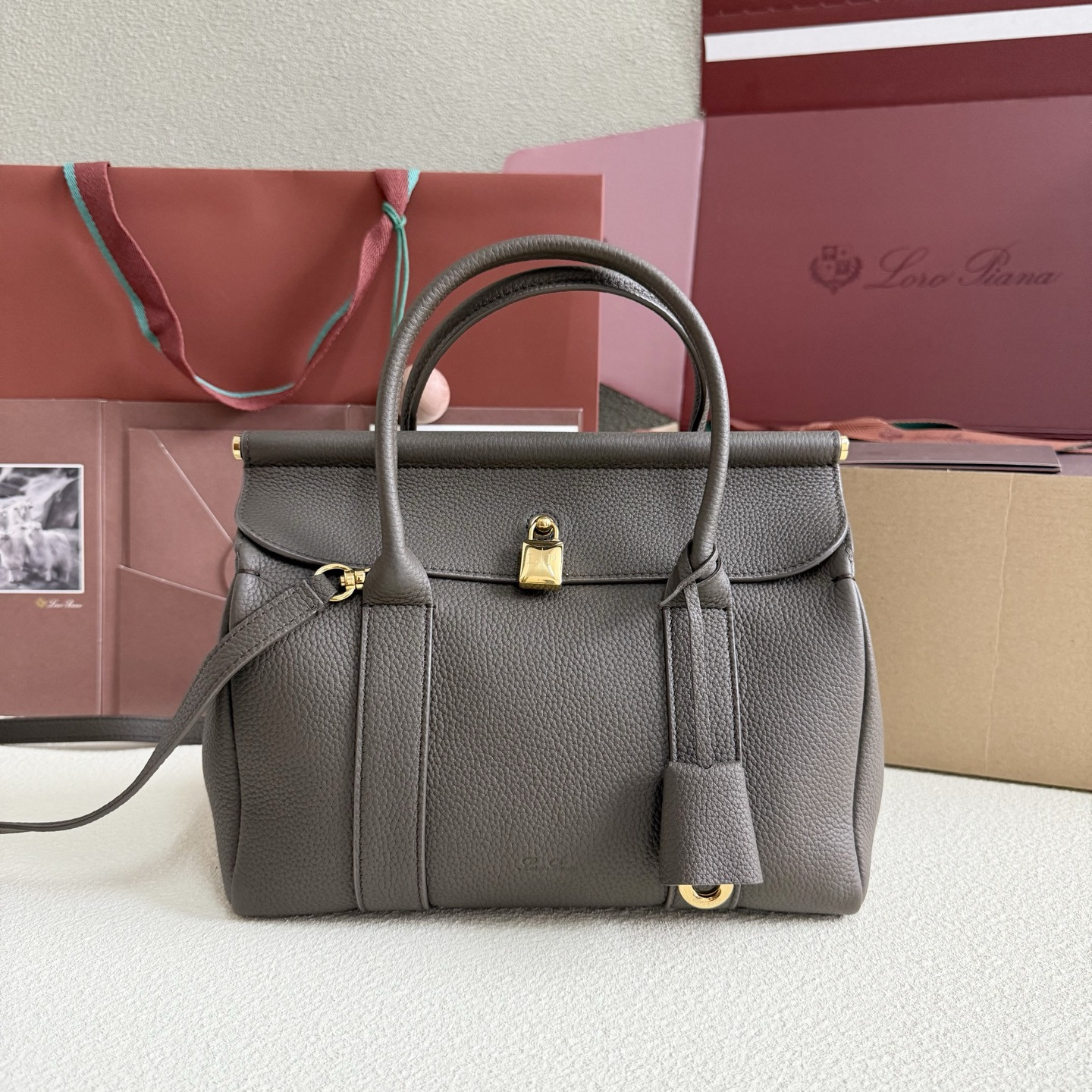 Loro Piana Loom L25 Calfskin 25x18x12.5cm