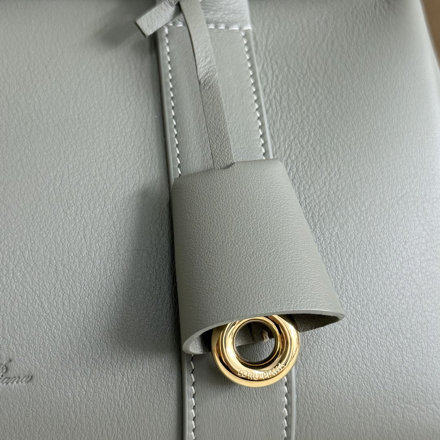 Loro Piana Loom L25 Calfskin 25x18x12.5cm