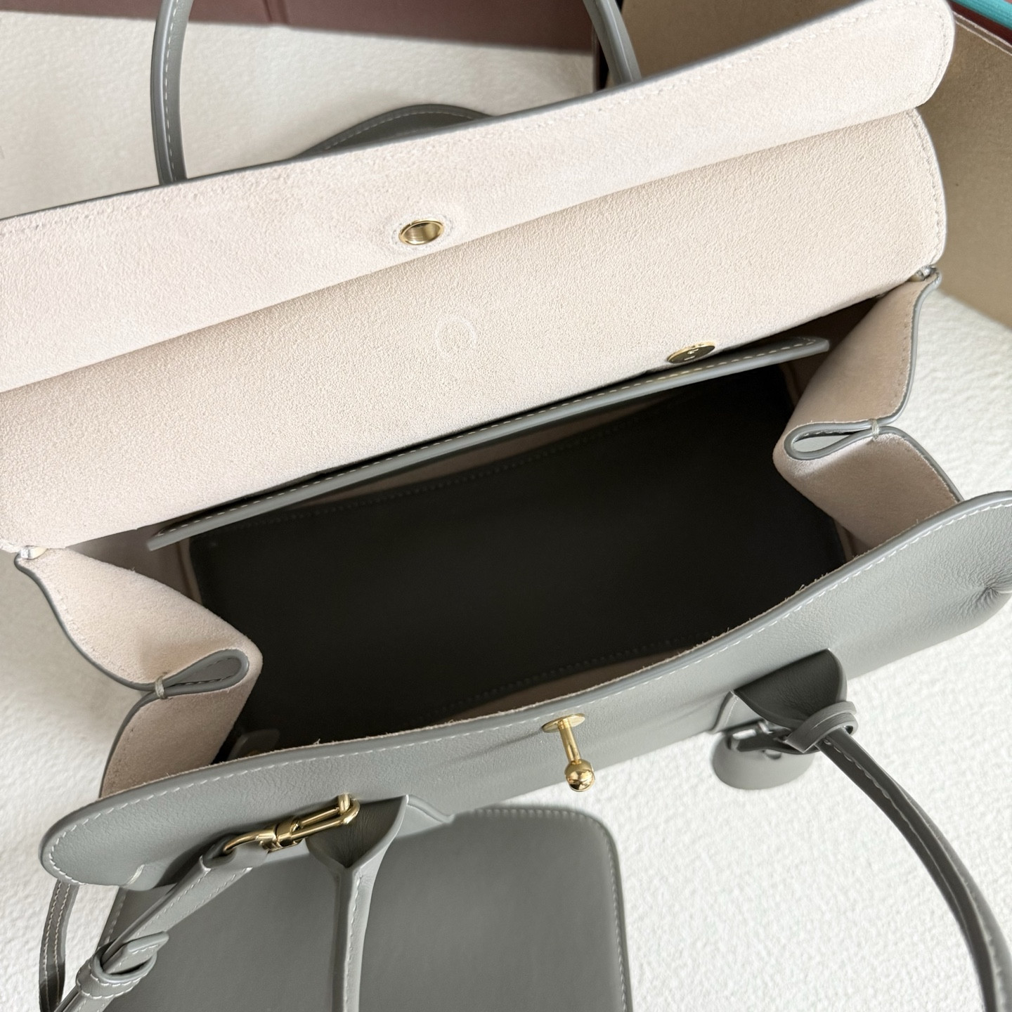 Loro Piana Loom L25 Calfskin 25x18x12.5cm