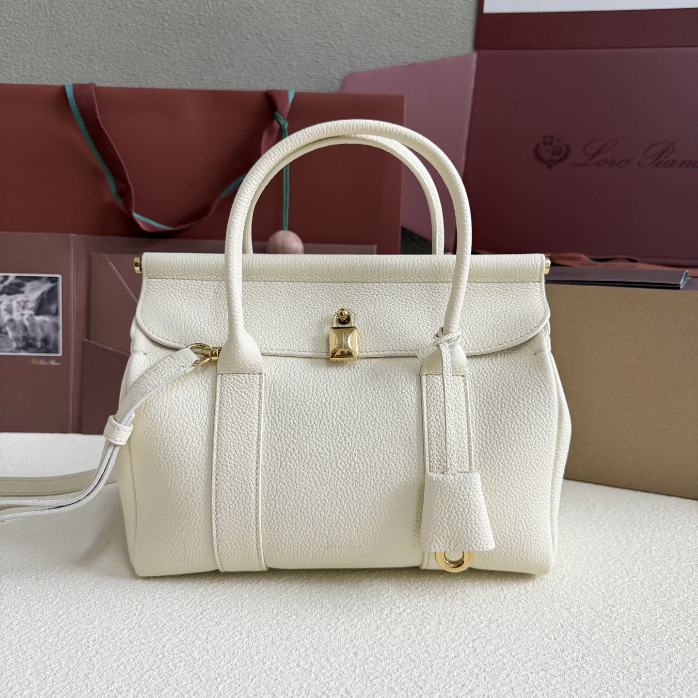 Loro Piana Loom L25 Calfskin 25x18x12.5cm