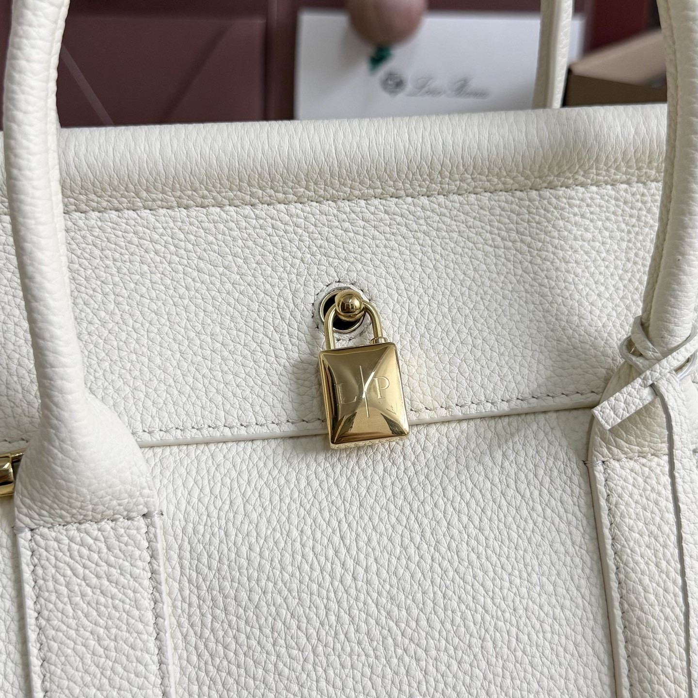 Loro Piana Loom L25 Calfskin 25x18x12.5cm