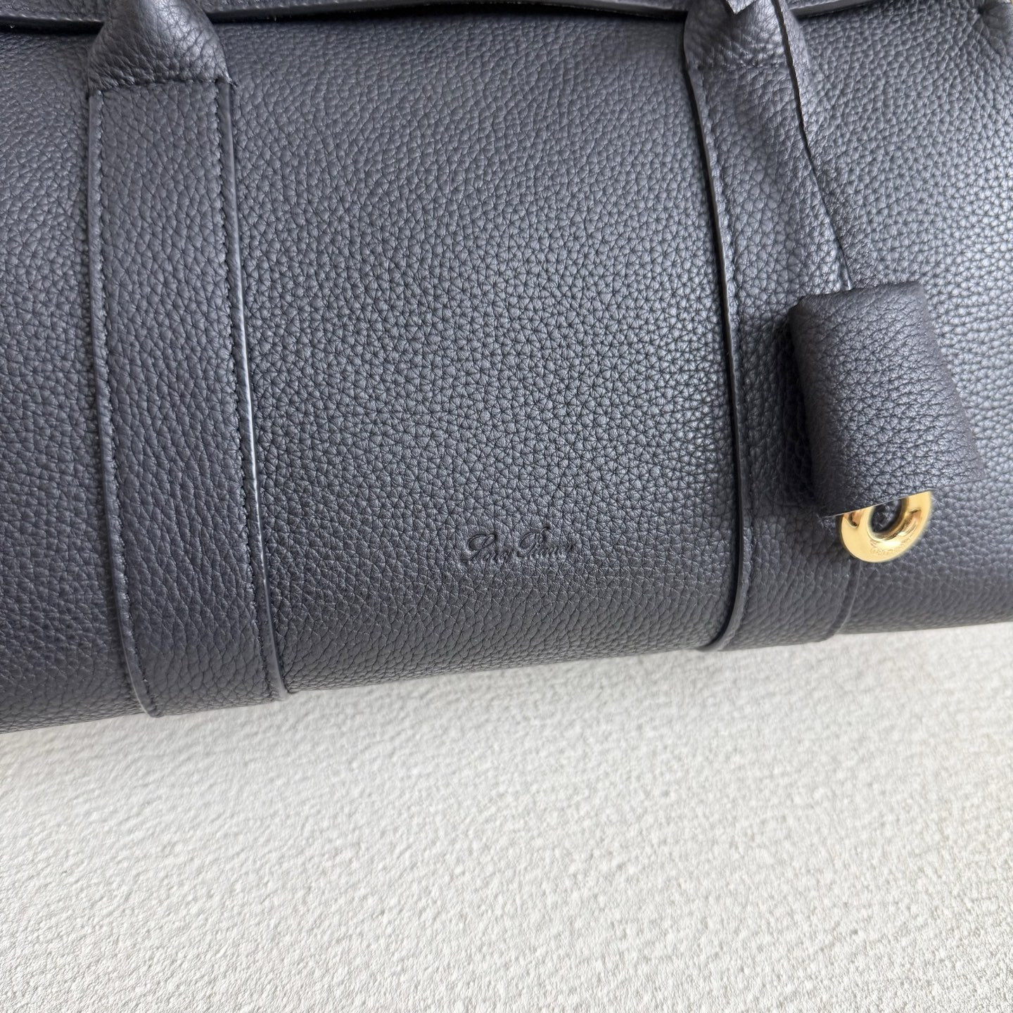 Loro Piana Loom L25 Calfskin 25x18x12.5cm