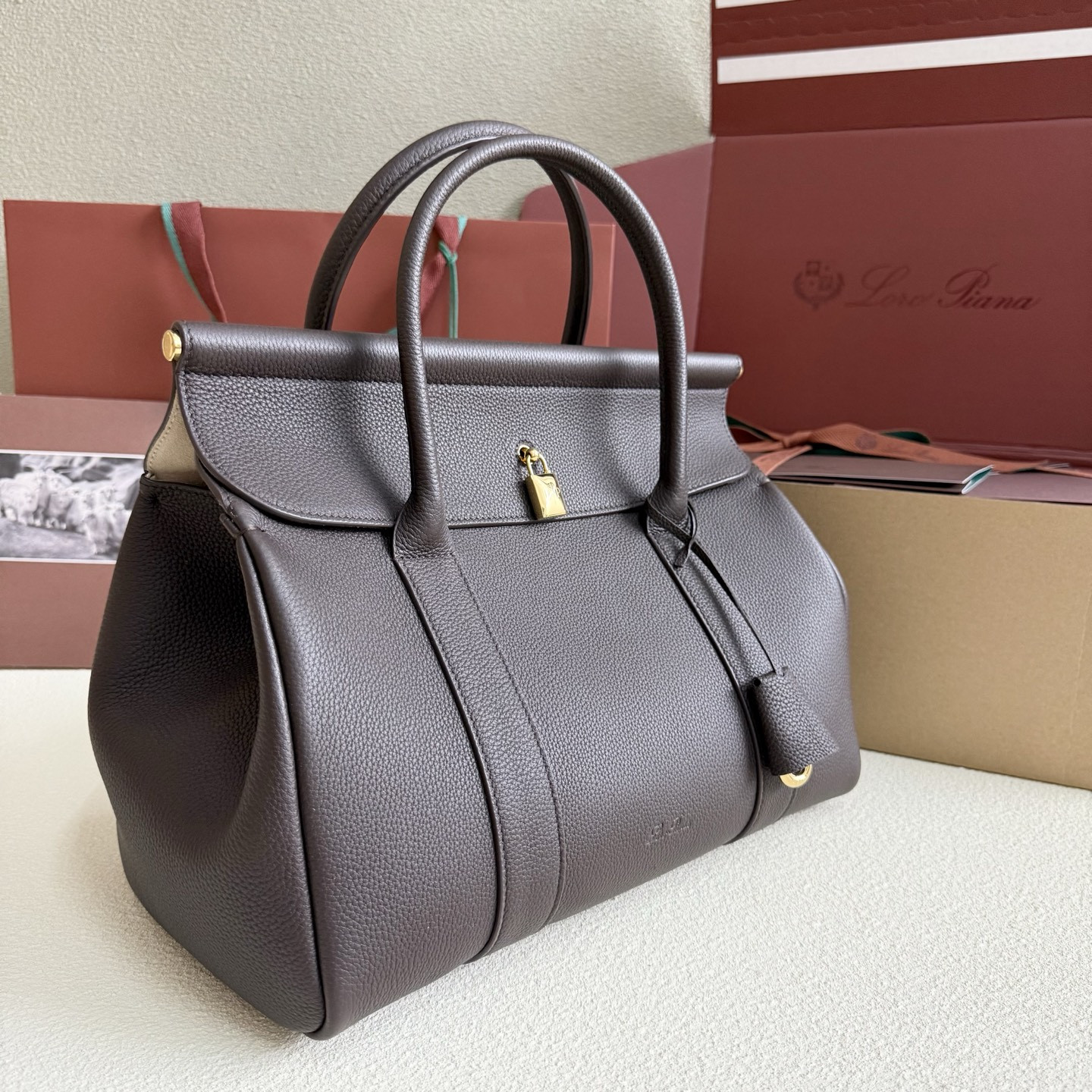 Loro Piana Loom L32 Calfskin 33x23x18cm