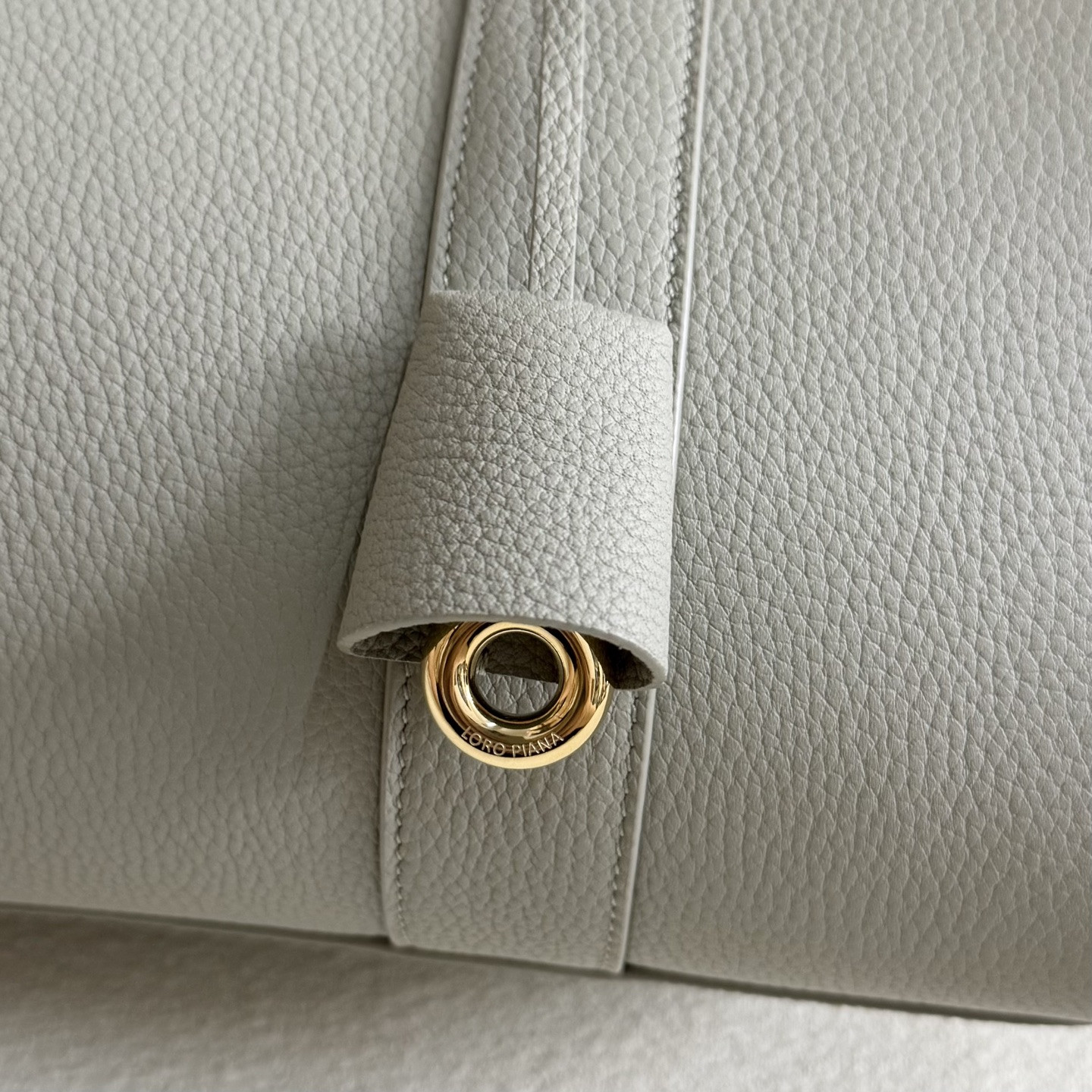 Loro Piana Loom L32 Calfskin 33x23x18cm