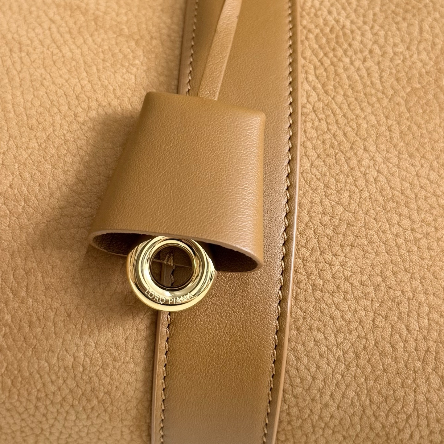 Loro Piana Loom L32 Calfskin 33x23x18cm