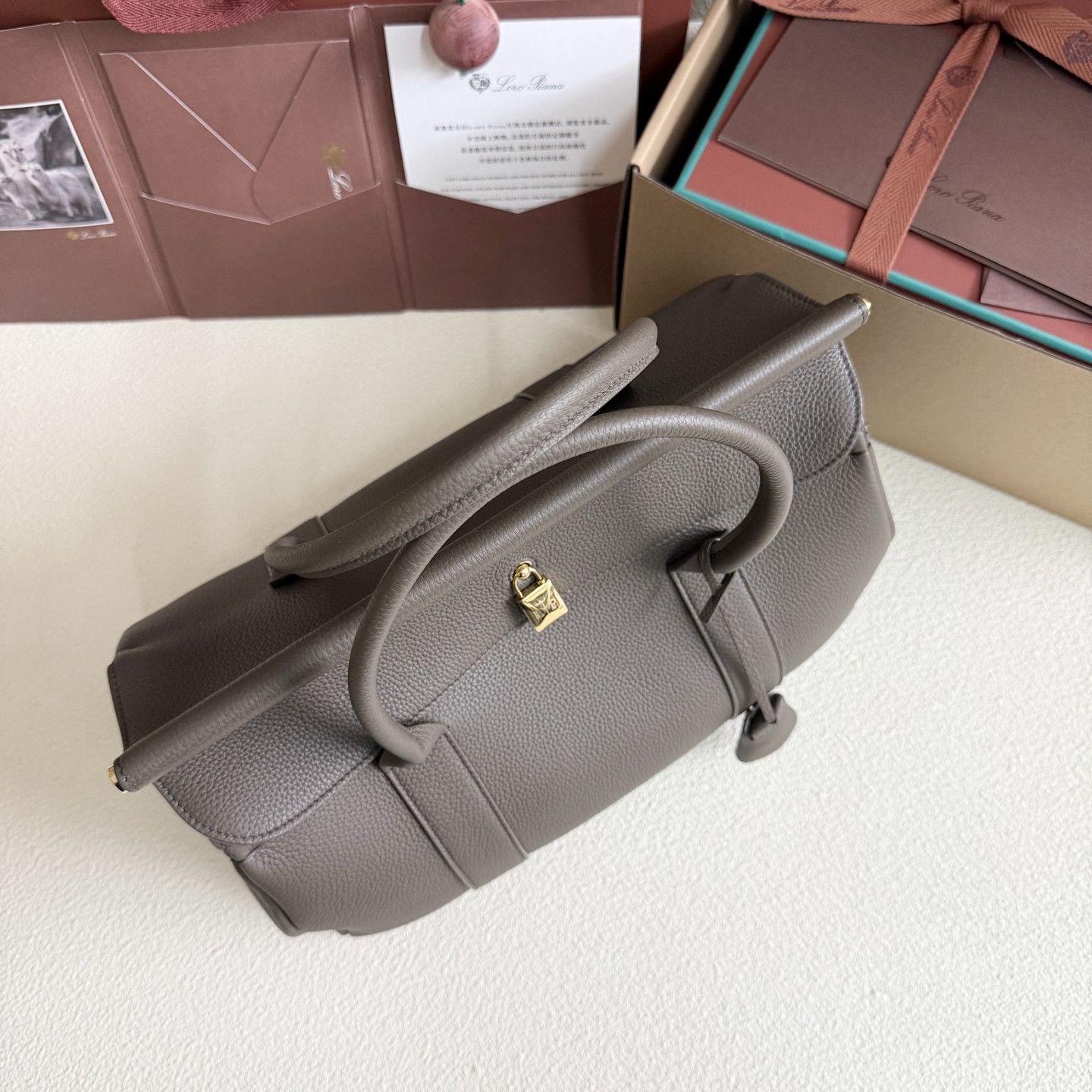 Loro Piana Loom L32 Calfskin 33x23x18cm