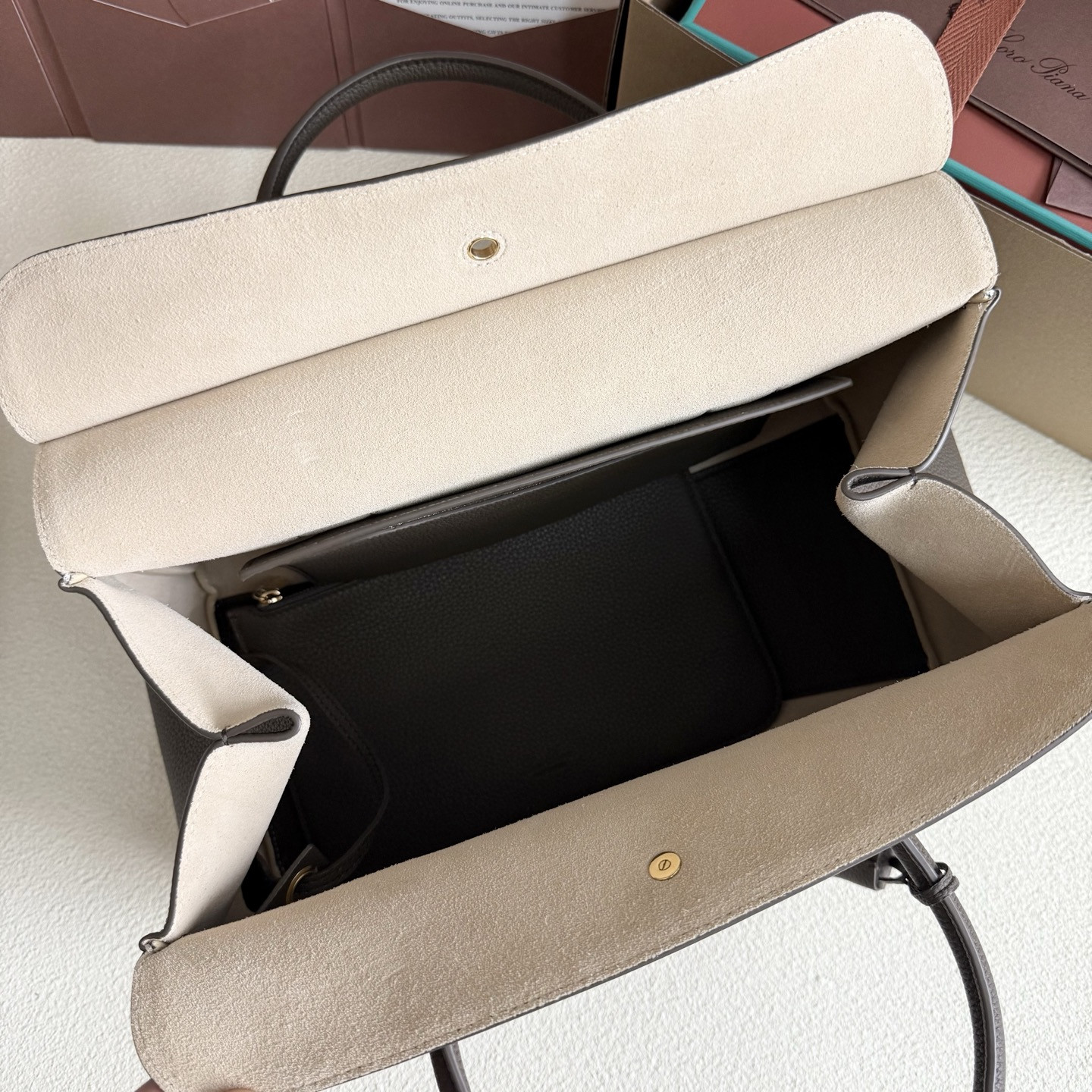 Loro Piana Loom L32 Calfskin 33x23x18cm